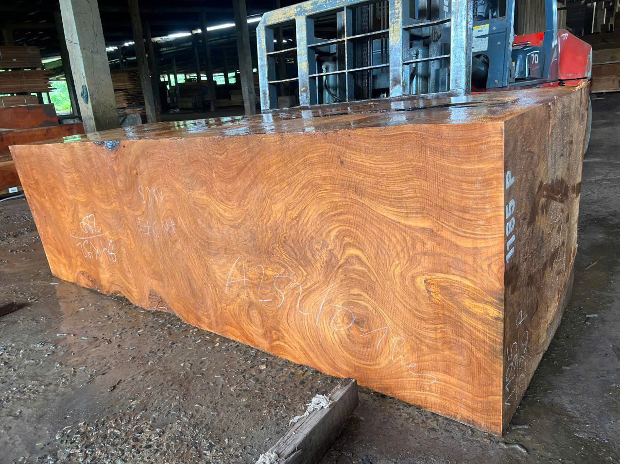 9dd156d2-9ec4-4d4c-bce9-4dcc83b19b8c